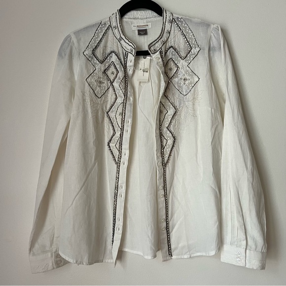 NWT Antthropologie Pilcro Nayeli White Beaded Cotton Linen Buttondown, size M - Picture 4 of 16